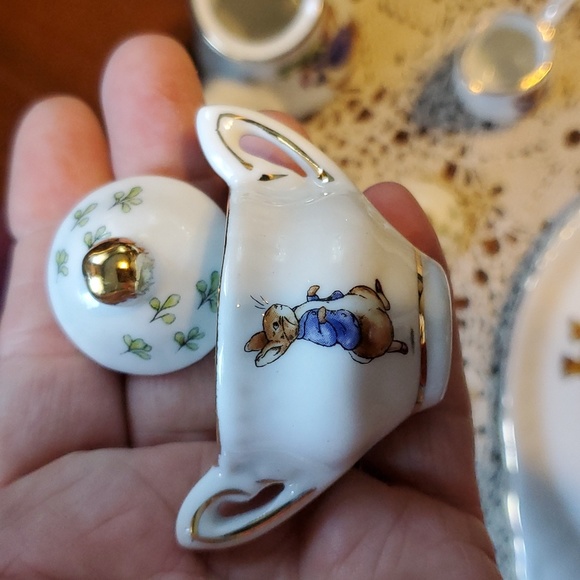10 piece Beatrix Potter Peter rabbit miniature tea set - Picture 8 of 8